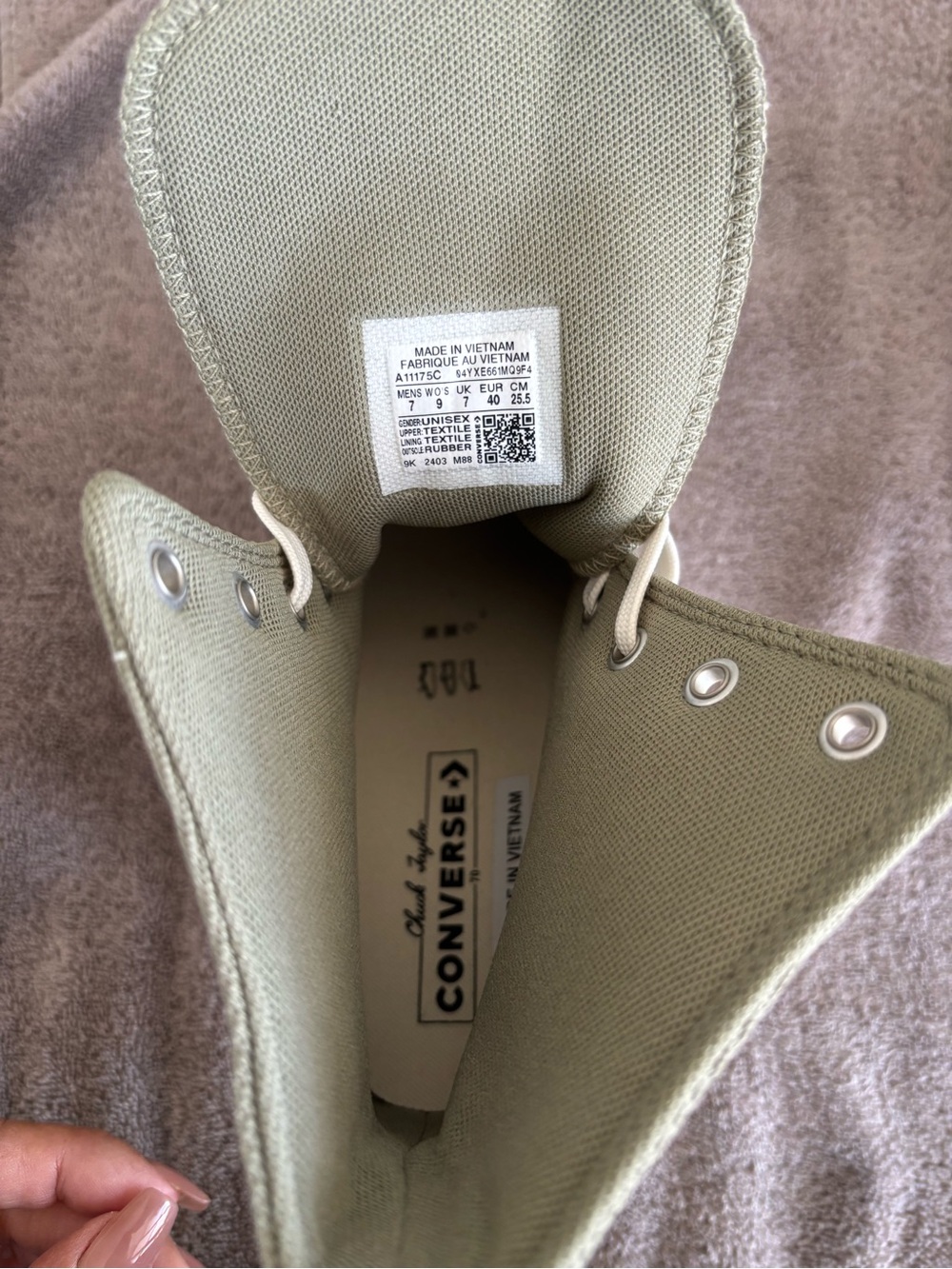Converse Olive Green Platform High-Top Chunky Heel Boots - Picture 4 of 4